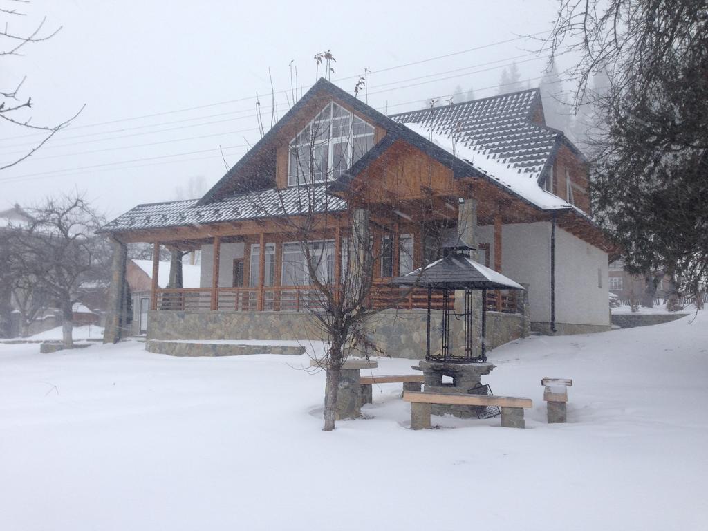 Cottage Familiya فيرخوفينا المظهر الخارجي الصورة