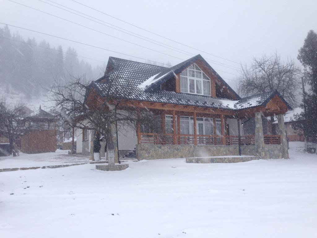 Cottage Familiya فيرخوفينا المظهر الخارجي الصورة