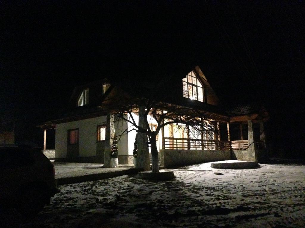 Cottage Familiya فيرخوفينا المظهر الخارجي الصورة