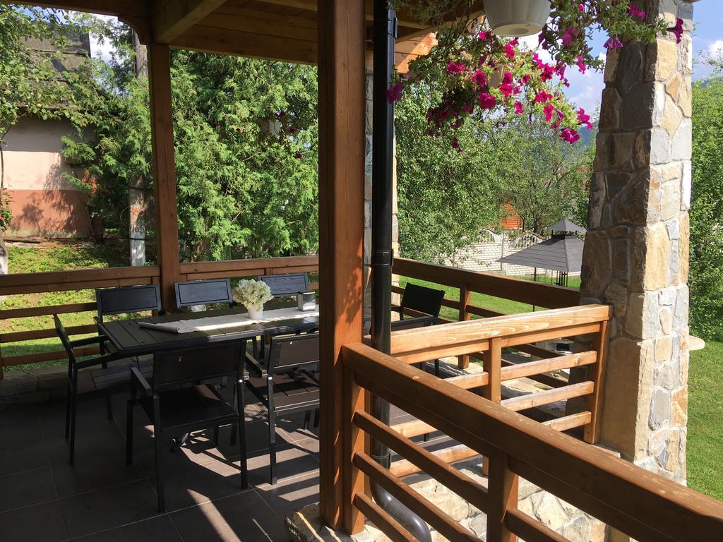 Cottage Familiya فيرخوفينا المظهر الخارجي الصورة
